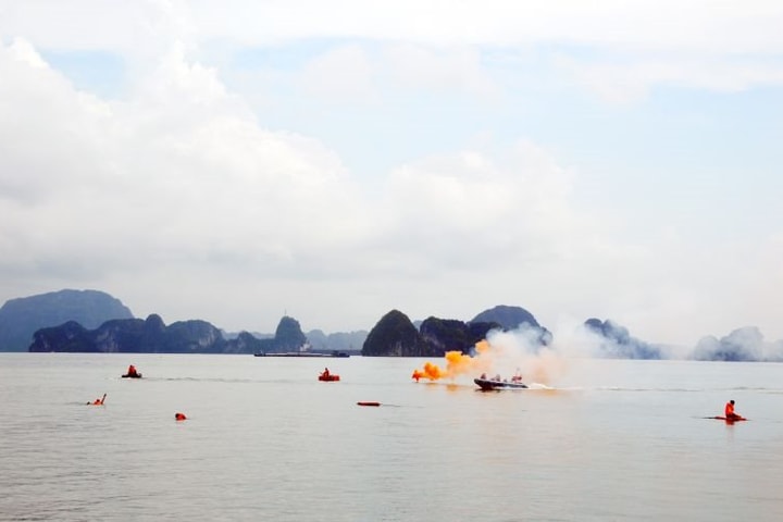 Vùng Cảnh sát biển 1 luyện tập phối hợp cứu hộ, cứu nạn