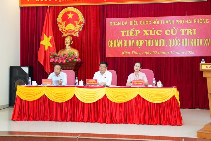 Đoàn ĐBQH Hải Phòng tiếp xúc cử tri trước kỳ họp thứ 10