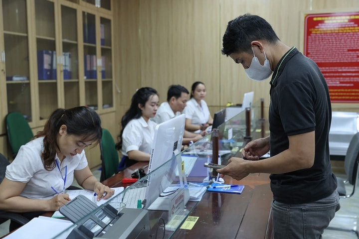 Cán bộ không chuyên trách xã nghỉ sau tháng 10/2025 có được chế độ tinh giản?