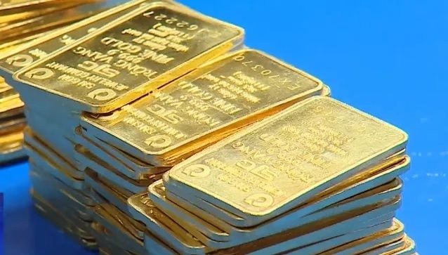 Giá vàng hôm nay 7/10: Duy trì đà tăng mạnh