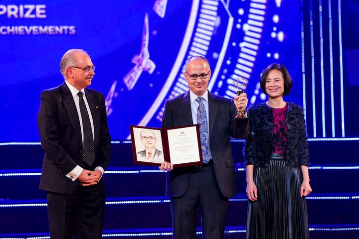 GS. Omar M. Yaghi – chủ nhân giải thưởng VinFuture nhận Nobel Hóa học 2025