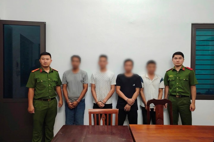 Tổ chức, sử dụng ma túy tại nhà, khởi tố 4 bị can