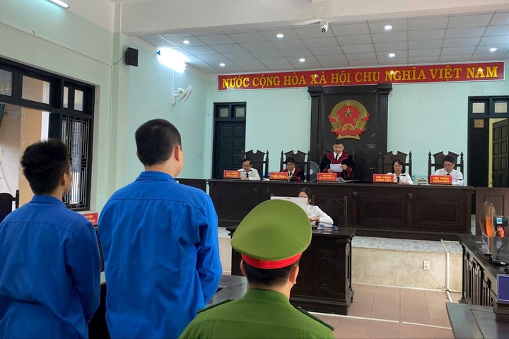 Thuê nhà nghỉ làm “kho” để mua bán ma túy