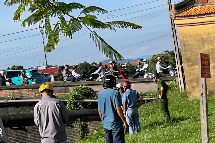 Khống chế đối tượng ngáo đá tấn công người thân