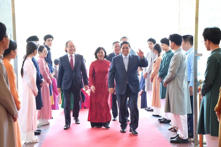 Đại hội Thi đua yêu nước thành phố Hà Nội: Tôn vinh những tấm gương tiêu biểu