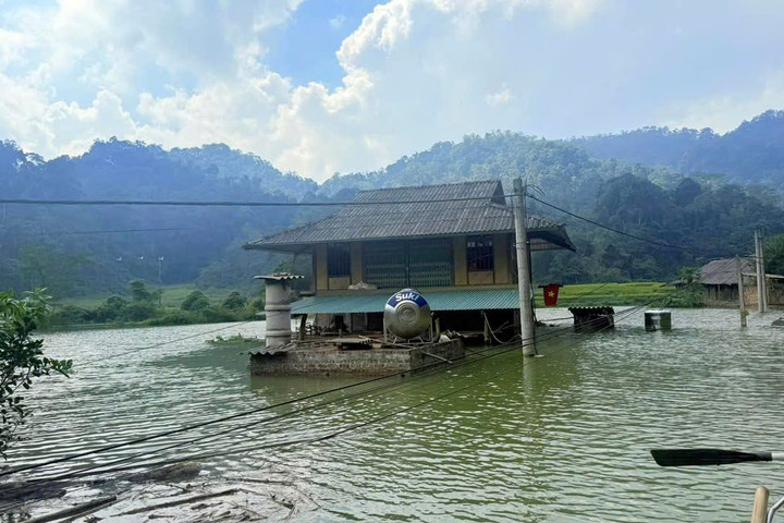 Hai thôn vùng cao Thái Nguyên vẫn ngập sâu sau mưa lũ