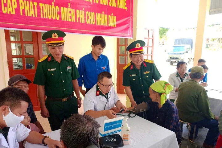 Ấm tình quân dân nơi biên giới xứ Nghệ