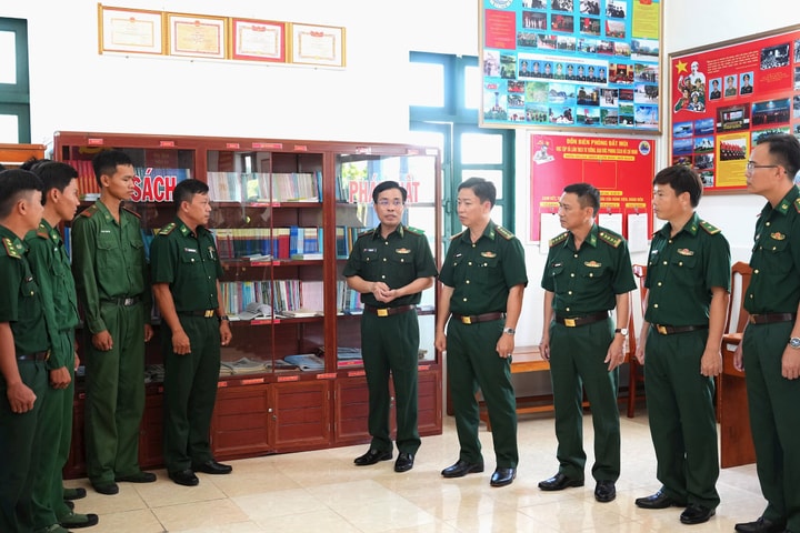 Kiểm tra việc thực hiện Quy chế dân chủ cơ sở tại BĐBP tỉnh Cà Mau