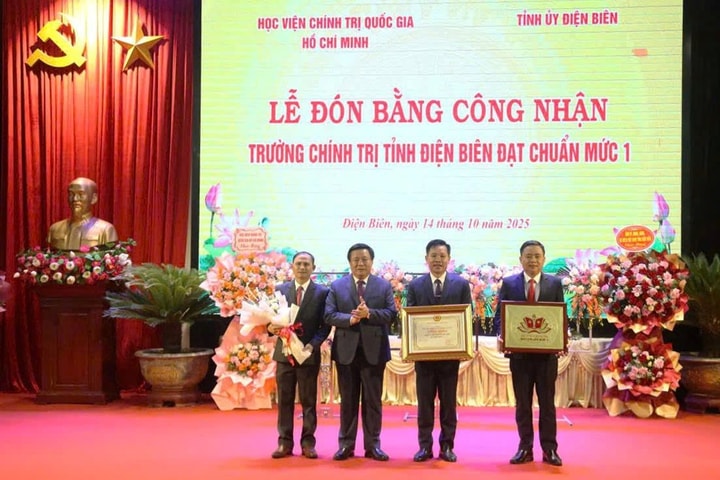 Trường Chính trị tỉnh Điện Biên được công nhận đạt chuẩn mức 1