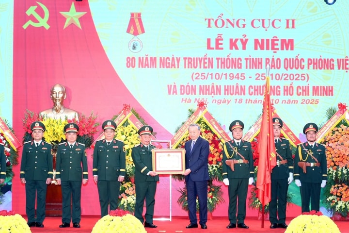 [Ảnh] Tổng Bí thư Tô Lâm dự Lễ kỷ niệm 80 năm Ngày truyền thống Tình báo Quốc phòng Việt Nam