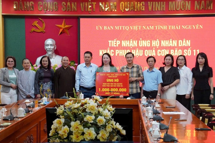 TP Huế hỗ trợ 4 tỷ đồng giúp nhân dân các tỉnh phía Bắc khắc phục hậu quả bão lũ