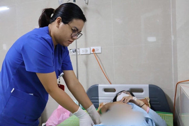 Phẫu thuật lấy thai và xử trí thành công cho sản phụ bị vỡ u xơ tử cung