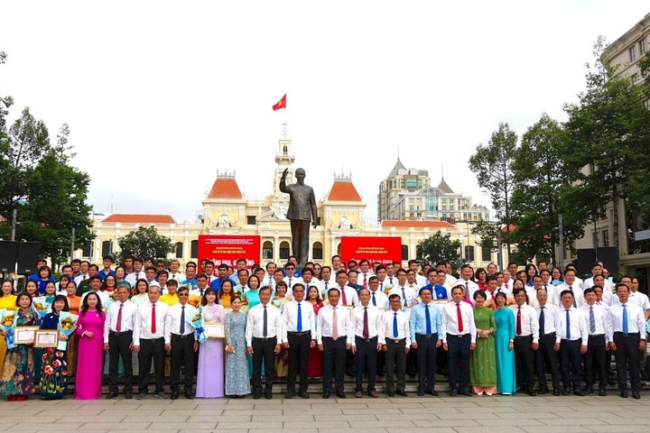 TP.HCM tuyên dương 95 điển hình “Dân vận khéo”