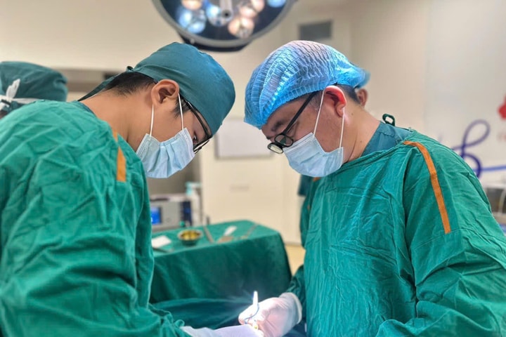 Bị vỡ tinh hoàn khi đua xe