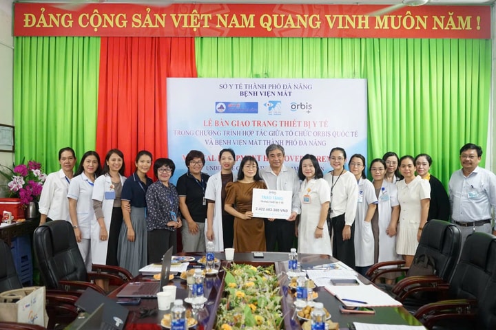 Orbis Quốc tế trao tặng Bệnh viện Mắt Đà Nẵng thiết bị y tế hiện đại trị giá hơn 2,4 tỷ đồng