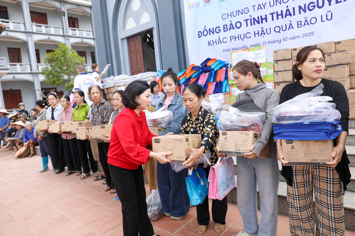 Dược phẩm Tâm Bình ủng hộ Thái Nguyên khắc phục hậu quả bão lũ