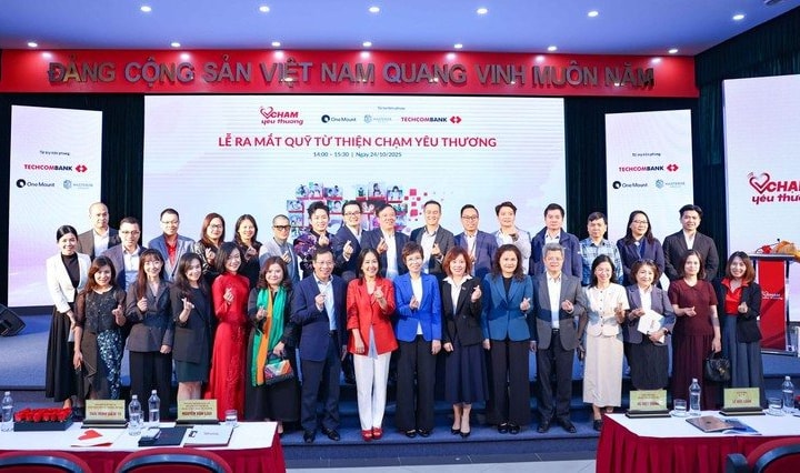 Ra mắt Quỹ từ thiện số "Chạm Yêu Thương": Kết nối triệu trái tim Việt