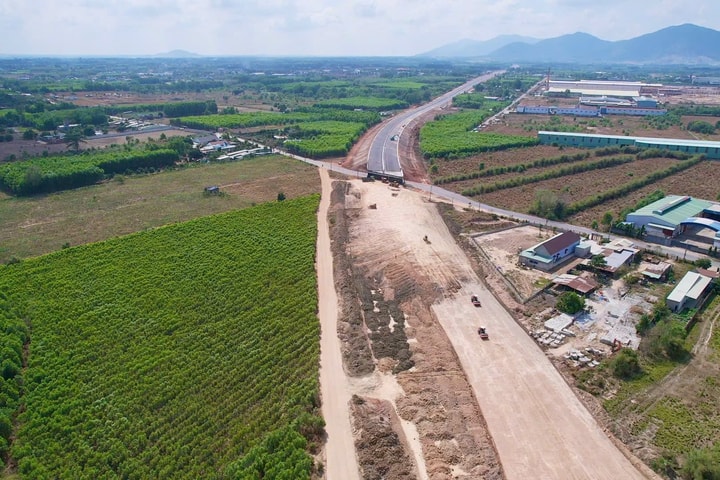 Đồng Nai siết tiến độ thi công cao tốc Biên Hòa - Vũng Tàu và Vành đai 3
