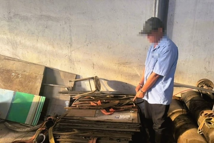 'Nuôi ong tay áo', doanh nghiệp mất hàng chục thùng inox giá trị lớn