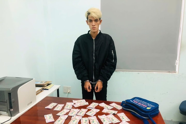 Giật vé số của người phụ nữ khuyết tật, bị bắt sau vài giờ bỏ trốn