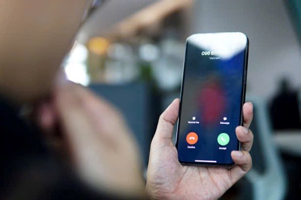 Phạt 2,5 triệu đồng người chửi bới nhân viên đường dây nóng bệnh viện