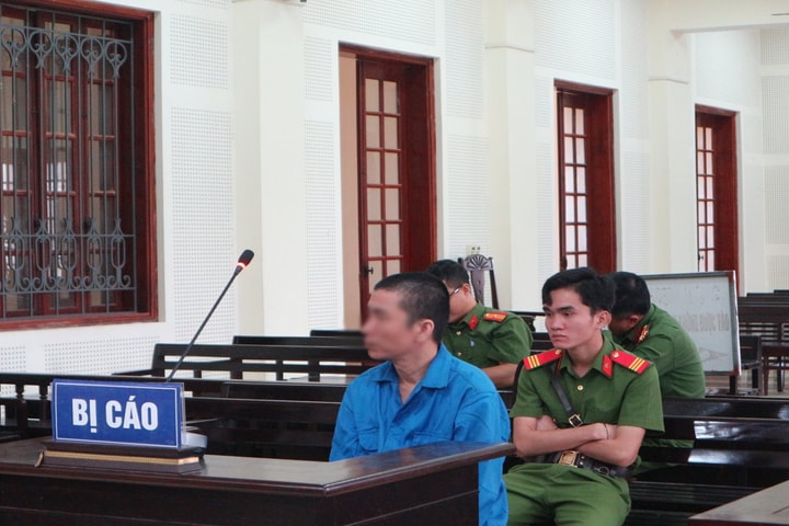 Hầu tòa lần thứ 4 tội lừa đảo