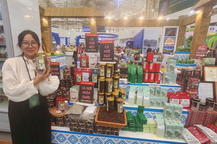 Sắc màu Điện Biên tại Hội chợ Mùa thu 2025