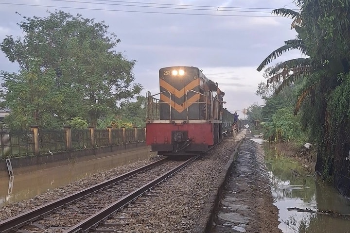 Khôi phục và thông tuyến đường sắt Bắc – Nam qua địa bàn TP. Huế