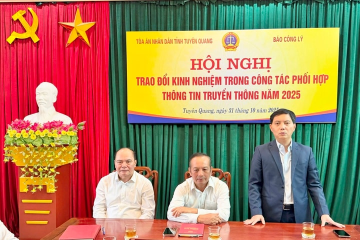 Tăng cường công tác thông tin tuyên truyền giữa Báo Công lý và TAND tỉnh Tuyên Quang