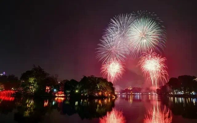 Hà Nội dừng bắn pháo hoa tại Lễ bế mạc Hội chợ Mùa thu 2025