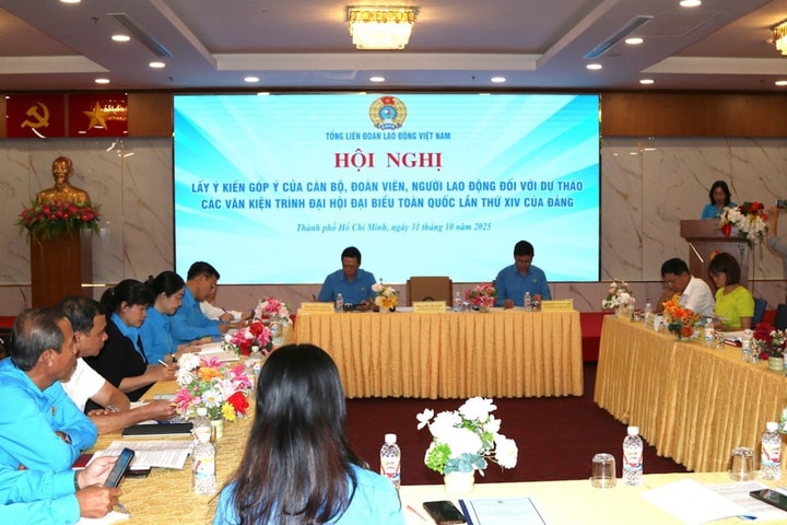 Đóng góp ý kiến vào Dự thảo Văn kiện trình Đại hội XIV của Đảng