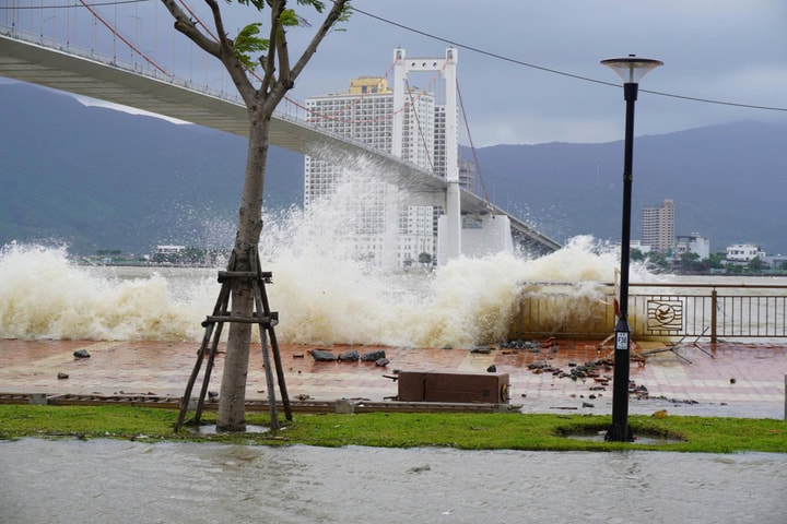 Đà Nẵng chủ động ứng phó bão KALMAEGI, không khí lạnh và mưa lớn