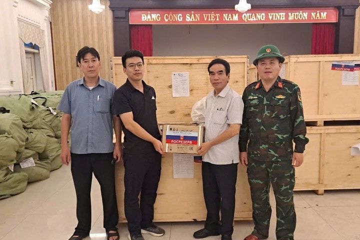 Huế tiếp nhận 29 tấn hàng viện trợ từ Liên bang Nga