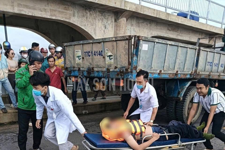 Học sinh lớp 11 nhảy đập dâng Phú Phong, may mắn được cứu sống