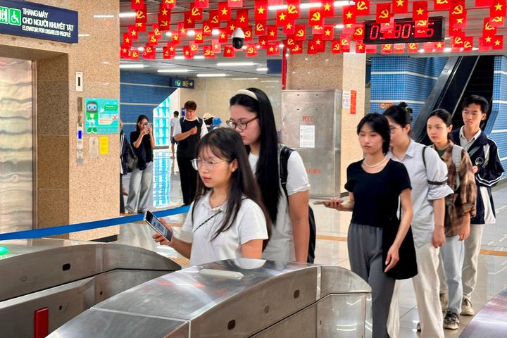 Hanoi Metro chuyển sang hệ thống vé điện tử mới từ 18/11