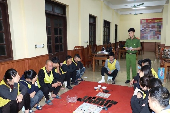 Triệt phá xới bạc, bắt giữ 21 đối tượng