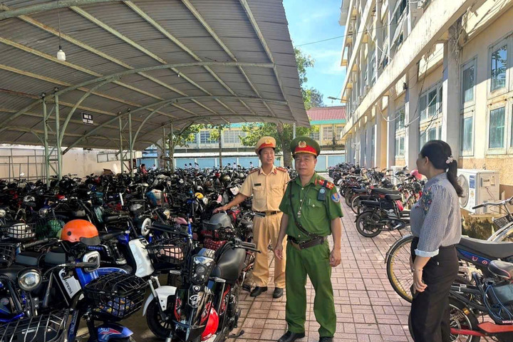 TP.HCM siết quản lý bãi giữ xe quanh trường học