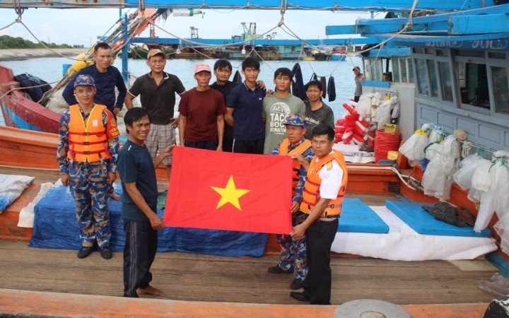 Đặc khu Trường Sa chủ động ứng phó bão số 13