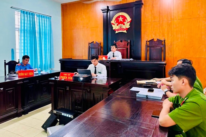 TAND Khu vực 16 - TPHCM: Sáng tạo, đổi mới trong công tác xử lý hồ sơ cai nghiện bắt buộc