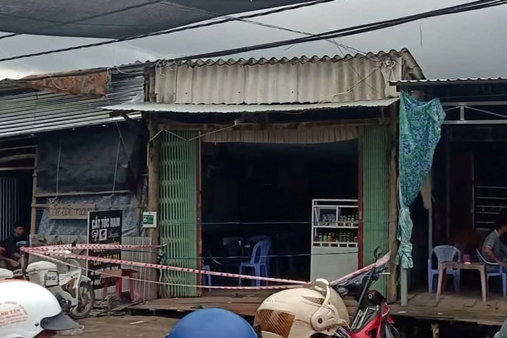 Hai mẹ con tử vong với nhiều vết thương trên người