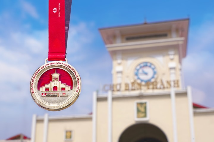 Lộ diện bộ vật phẩm thi đấu Giải Marathon Quốc tế TP.HCM