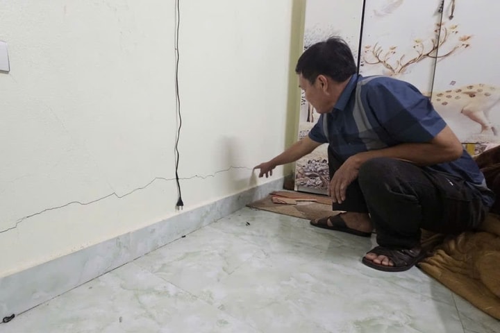 Tạm dừng thi công khách sạn của Công ty Hoàng Sơn nghi gây nứt nhà dân