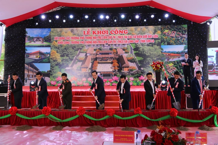 Sơn La khởi công trường liên cấp nơi cửa ngõ biên giới Lóng Sập