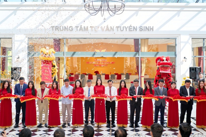 Đại học Công nghệ miền Đông với trung tâm tuyển sinh hiện đại