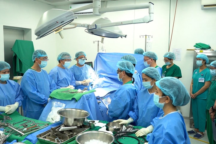Ca ghép phổi đầu tiên ở phía Nam