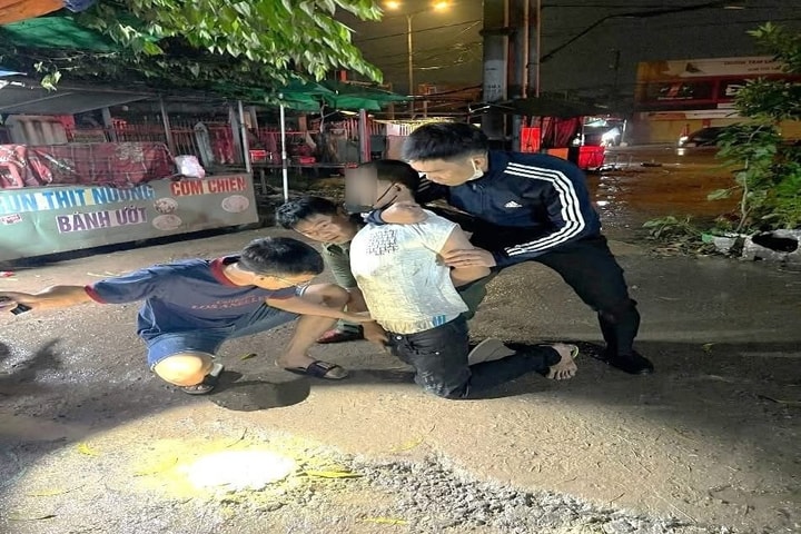 Đâm chết người nghi do mâu thuẫn ghen tuông