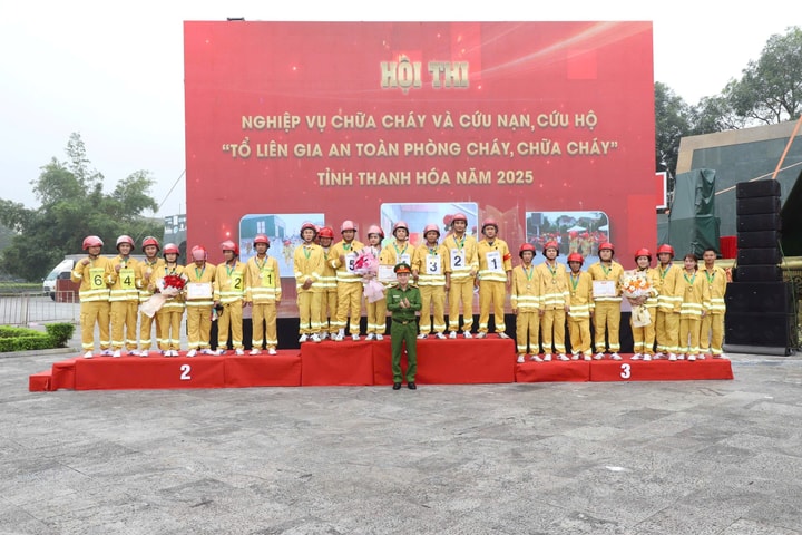 Tăng cường sức mạnh của "Tổ liên gia an toàn PCCC"