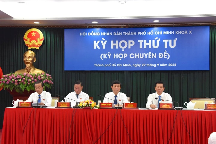 HĐND TP.HCM sắp họp chuyên đề, tiến hành công tác nhân sự