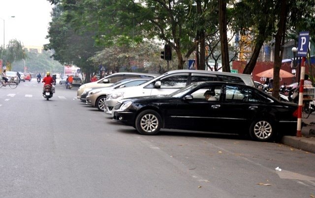 Hà Nội tổng kiểm tra hoạt động trông giữ xe và bảo vệ hạ tầng giao thông đến hết năm 2025