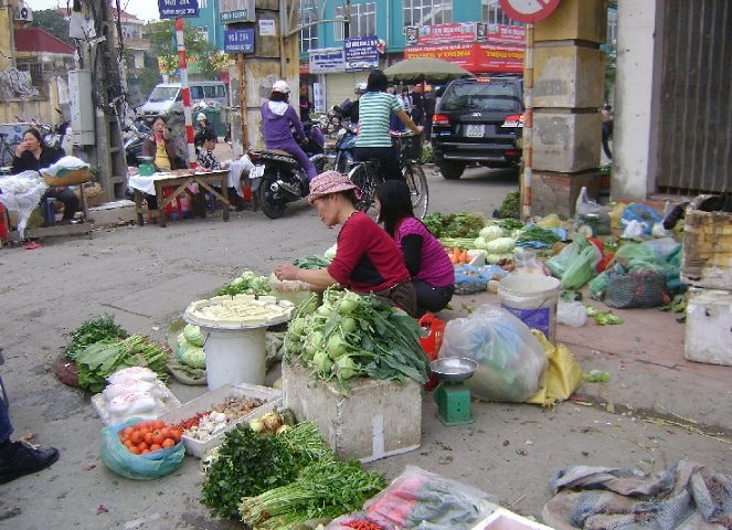 Hà Nội quyết liệt xử lý “chợ cóc”, “chợ tạm” và cơ sở giết mổ không đảm bảo